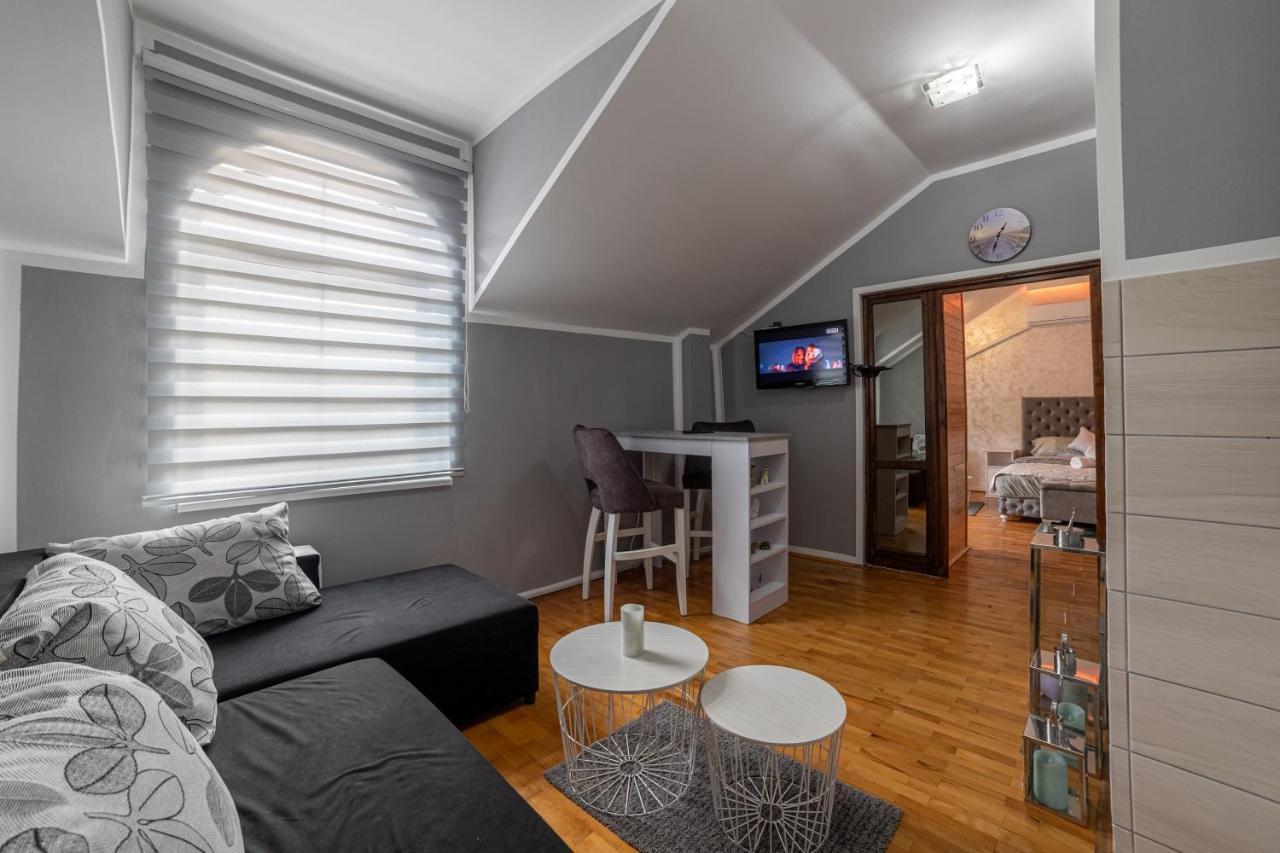 Delux Apartmani Пожареваць Екстер'єр фото